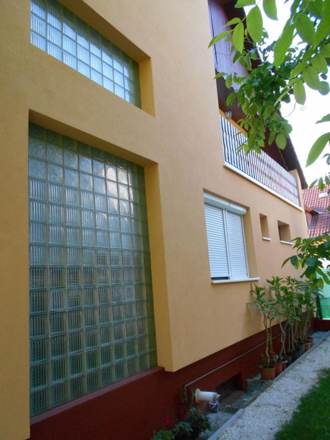 Zsuzsi Apartman Zalakaros Luaran gambar